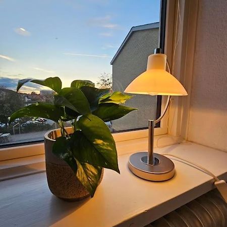 Lejlighed Med Altan Og Gratis Parkering Aalborg Exterior photo